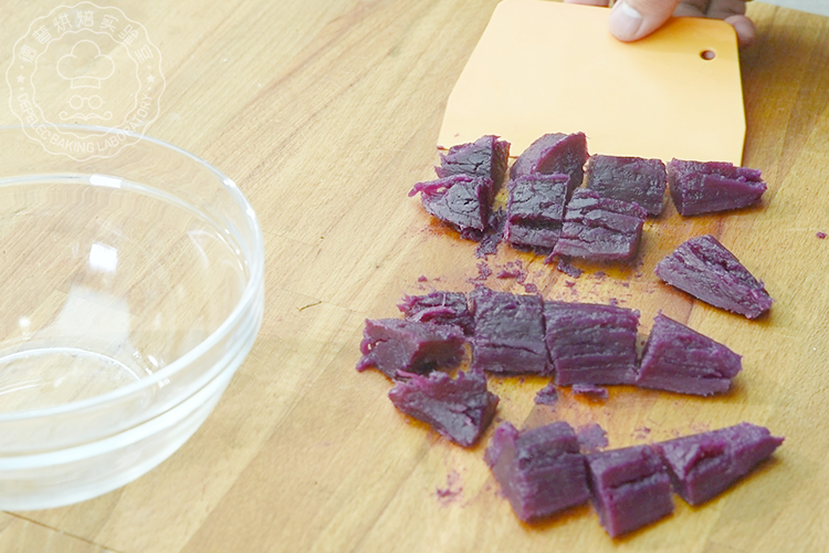 紫薯板栗芝士蛋糕做法